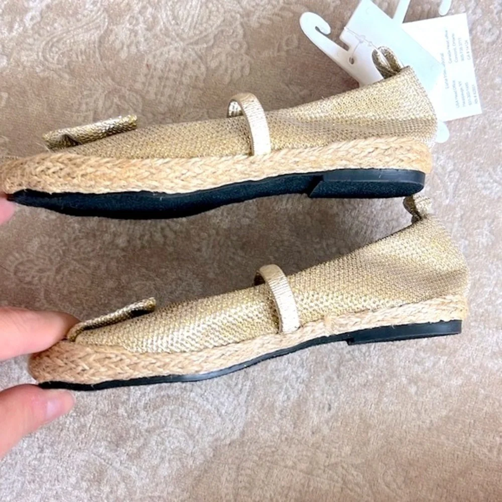 Brand New TenderToes Gold Tone Metallic Espadrilles Open Toe Bows Slip On Shoes